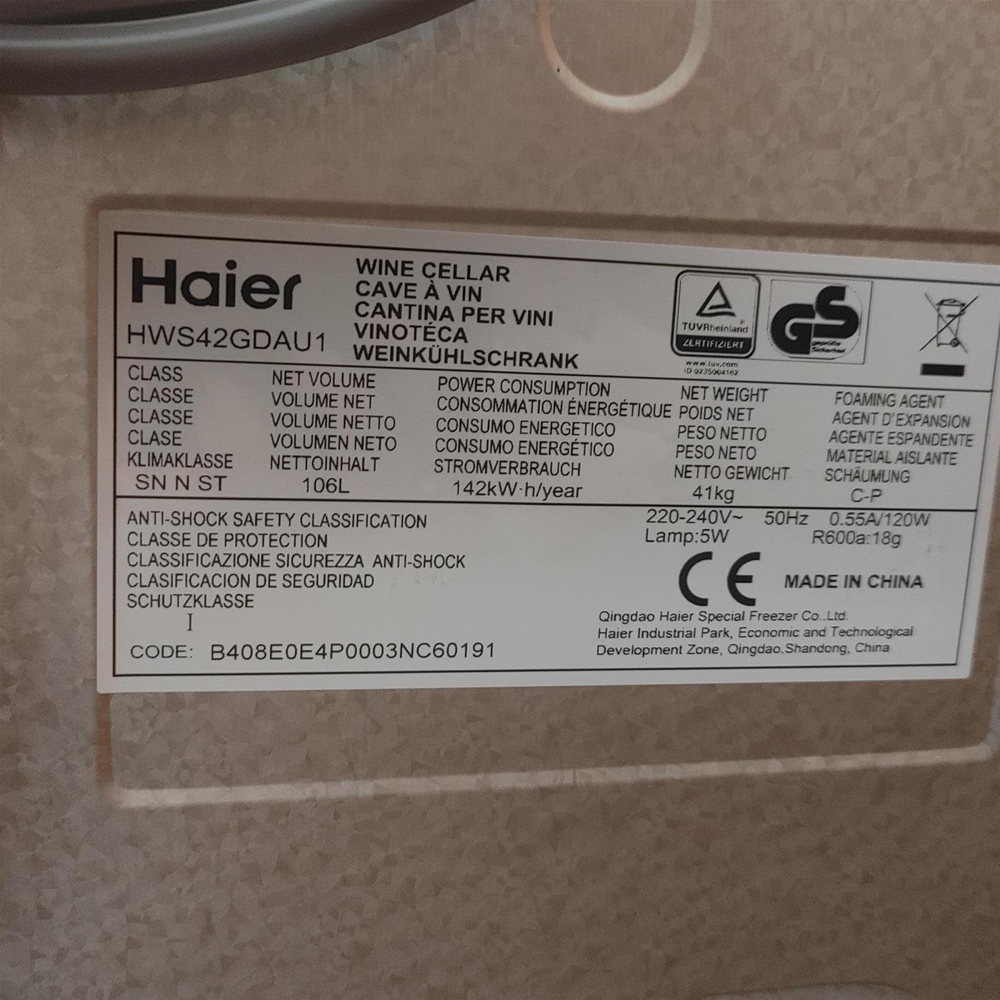 Haier Wine Bank 50 Serie 7 HWS42GDAU1 Frigorifero per vino a compressore Libera installazione Nero 42 bottiglia/e