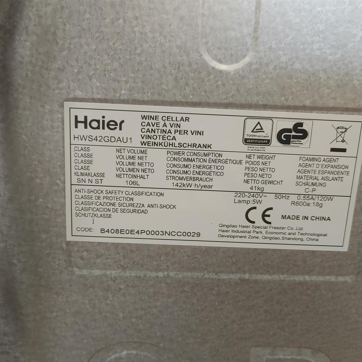 Haier Wine Bank 50 Serie 7 HWS42GDAU1 Frigorifero per vino a compressore Libera installazione Nero 42 bottiglia/e