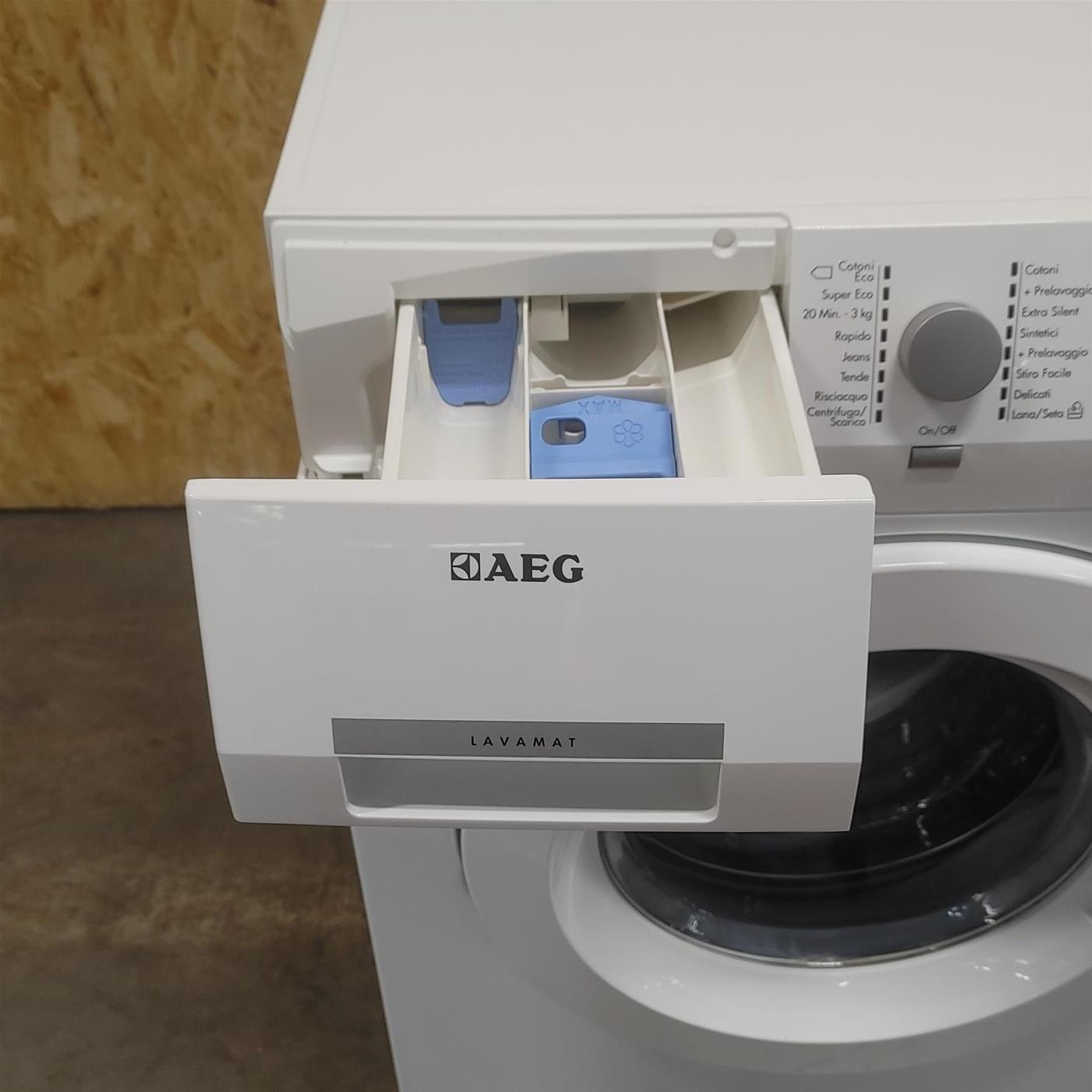 Lavatrice AEG L 72270 FL Carica frontale 7 kg 1200 giri Bianco