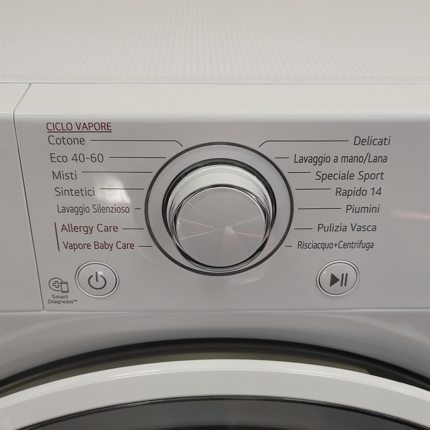 Lavatrice LG F2WV3S7SHE Caricamento frontale 7 kg 1200 Giri/min Bianco