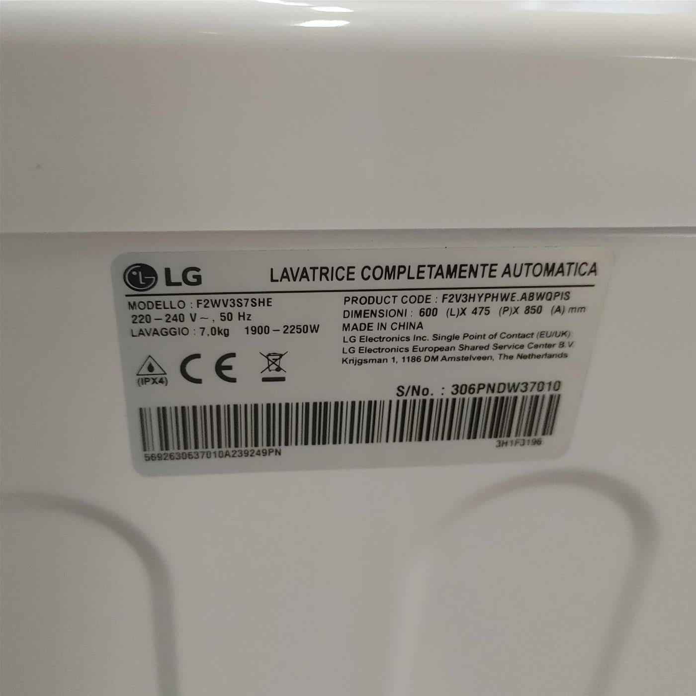 Lavatrice LG F2WV3S7SHE Caricamento frontale 7 kg 1200 Giri/min Bianco