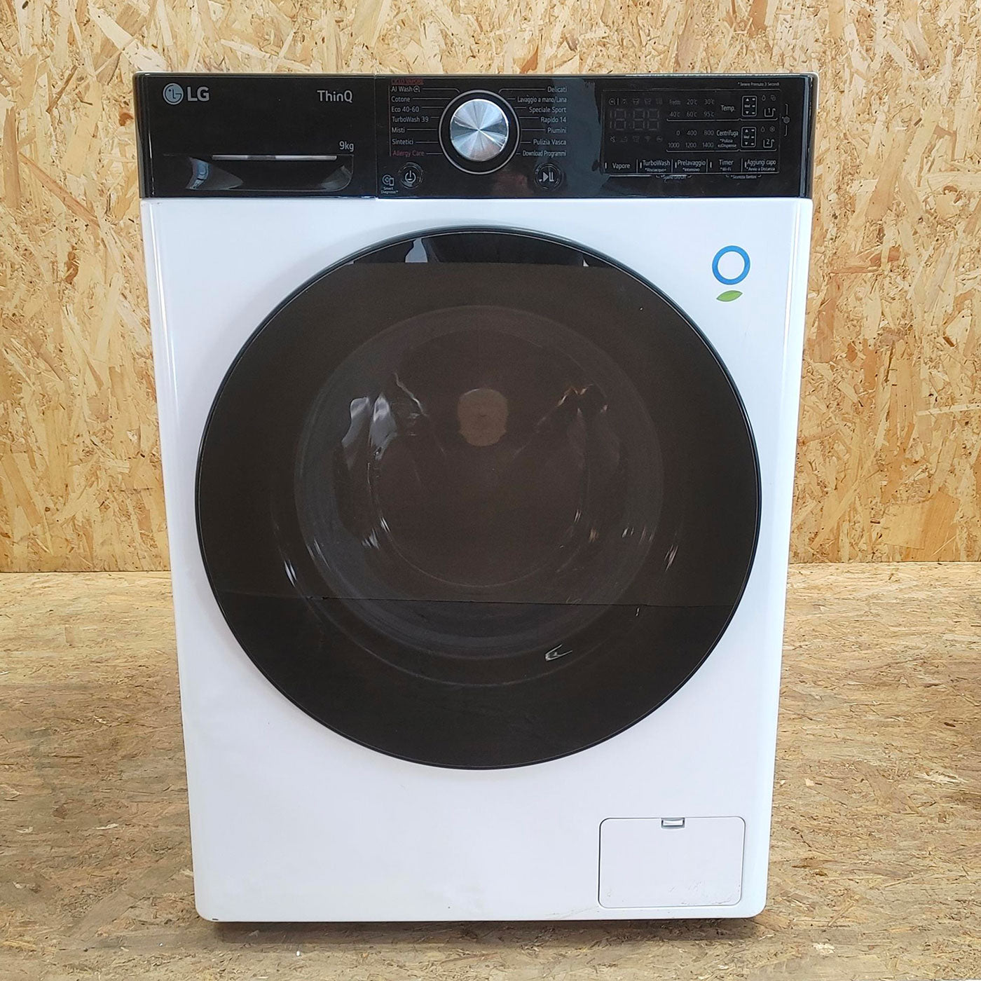 Lavatrice LG F4R7509TSWB Carica frontale 9 kg 1400 Giri/min Bianco