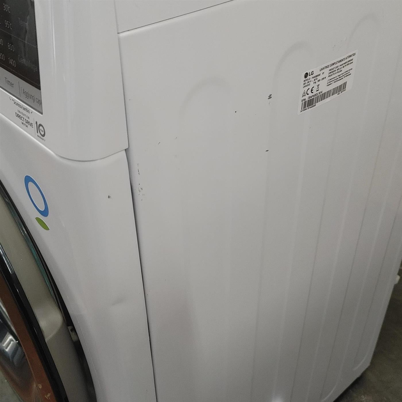 Lavatrice LG F4WV309S6E Carica frontale 9 kg 1400 Giri/min Bianco