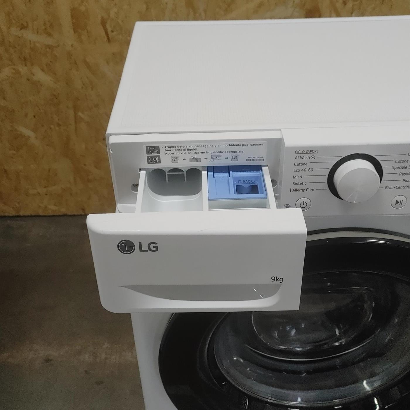 Lavatrice LG F2R3S09AIDD Carica frontale 9 kg 1200 giri Bianco