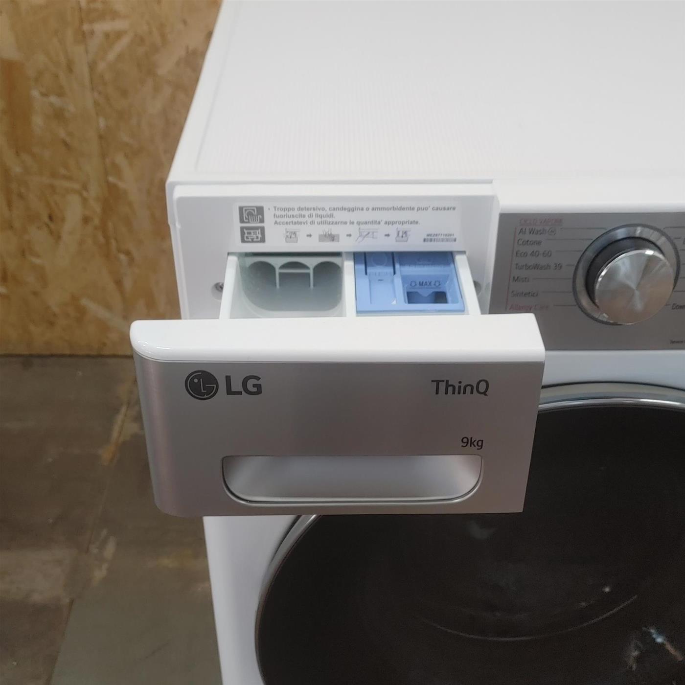 Lavatrice LG F4R9009TPWC Carica frontale 9 kg 1400 Giri/min Bianco